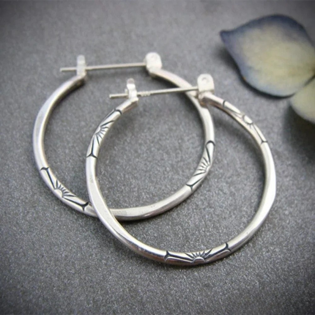 Chriselle – Sunburst Engraved Silver Hoop Earrings
