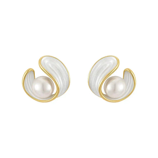 Luxe Earrings of White Opal with Pearls in Gold