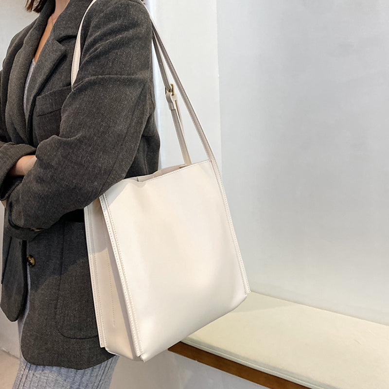 Kathy  – Minimalist Leather Shoulder Bag for Women
