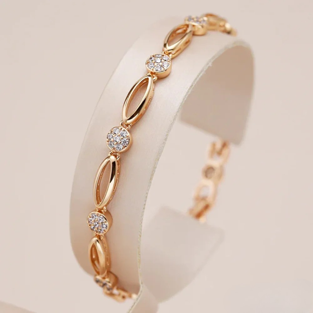 Elarah – Gold Elegance Crystal Bracelet