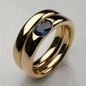 Alaya – Gold Sapphire Accent Band Ring for Women