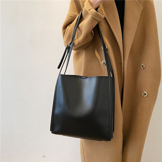 Kathy  – Minimalist Leather Shoulder Bag for Women