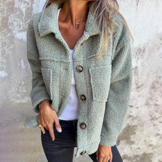 Lilo – Cozy Sherpa Button-Up Jacket for Women
