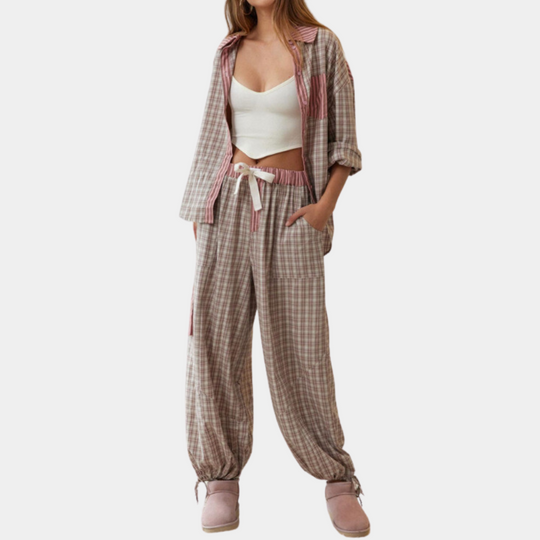 Henrietta – Relaxed Checkered Lounge Set for Women