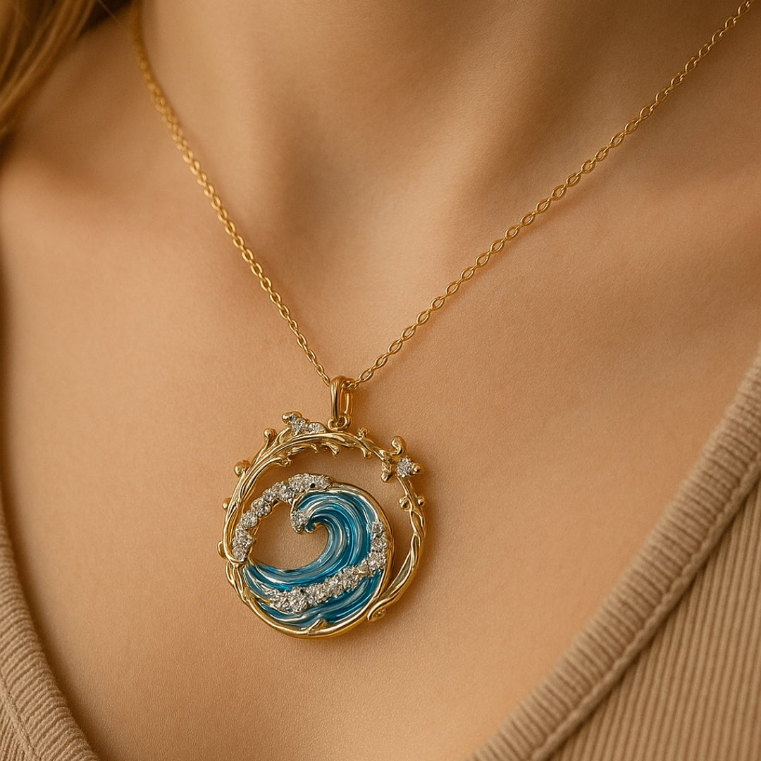Lenn – Golden Wave Pendant Necklace