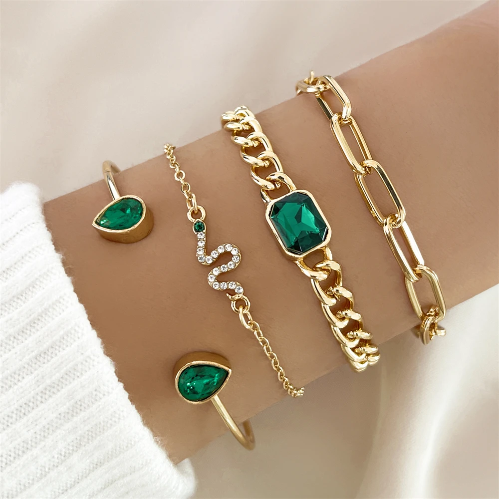 Genevieve – Elegant Gold Bracelet Set for Women