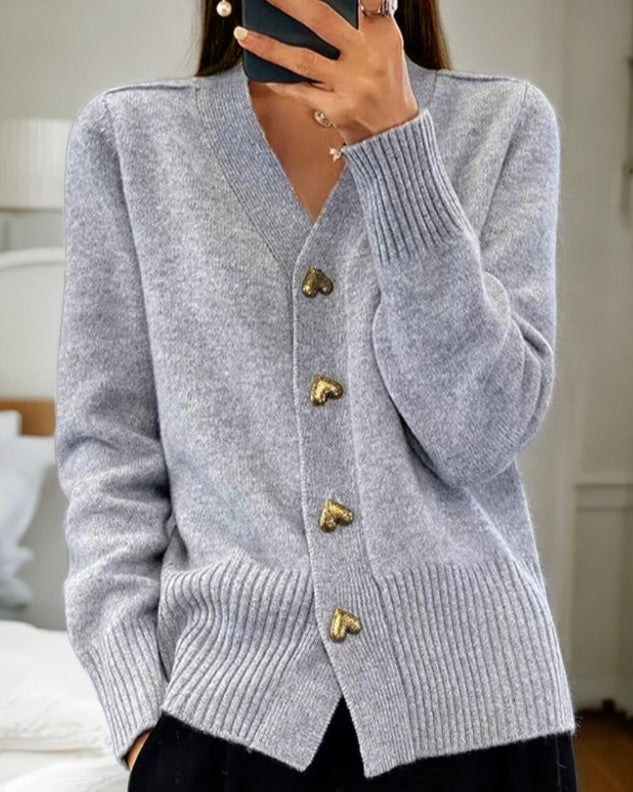 Maddie – Classic Button-Up Cardigan for Women
