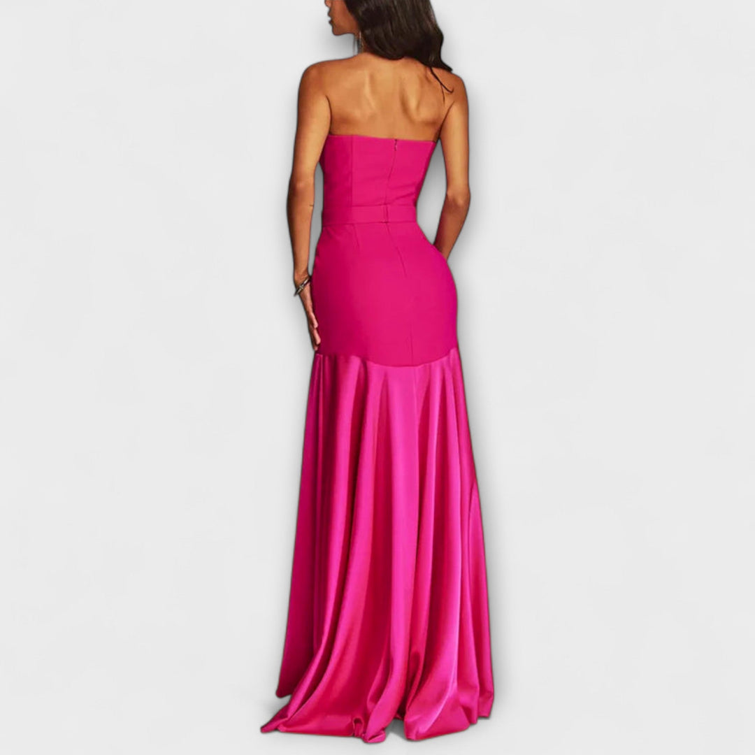 Vadena – Off-the-Shoulder Maxi Dress with V-Neck