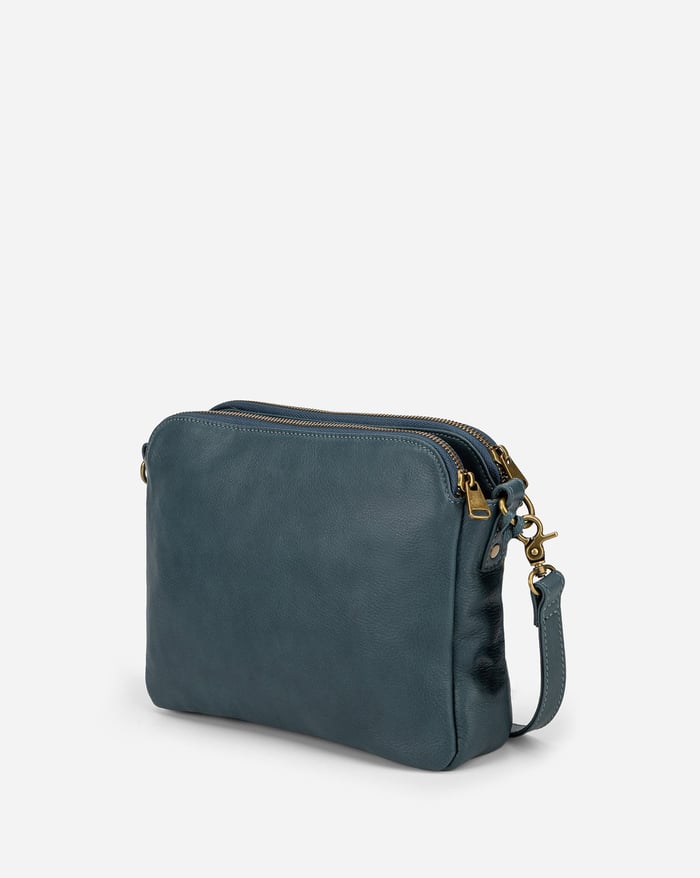Anastasia – Leather Shoulder Bag with Stylish Design and Versatile Functionality