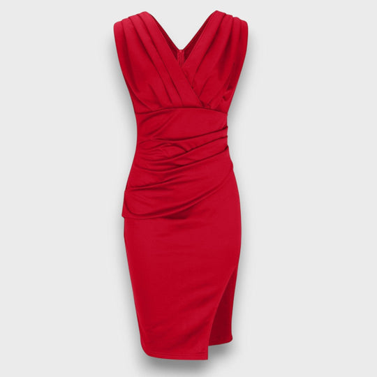 Isa – Figure-Hugging Dress with V-Neck and Slit
