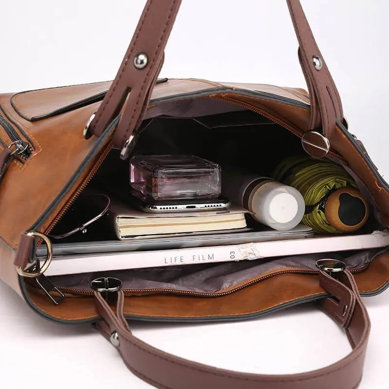 Amy – Sophisticated Leather Shoulder Bag