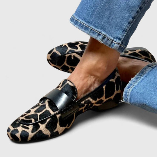Anne – Distinctive Giraffe-Print Loafers for Women