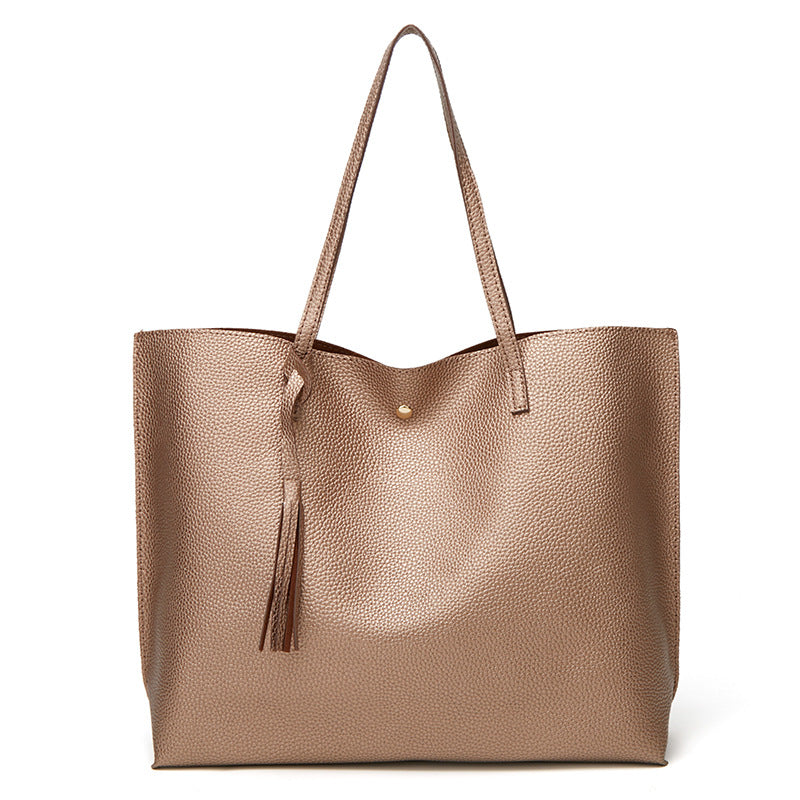 Tessara – Spacious Carryall Bag