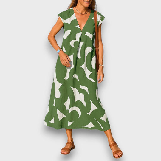 Linae – Airy Dress with V-Neck