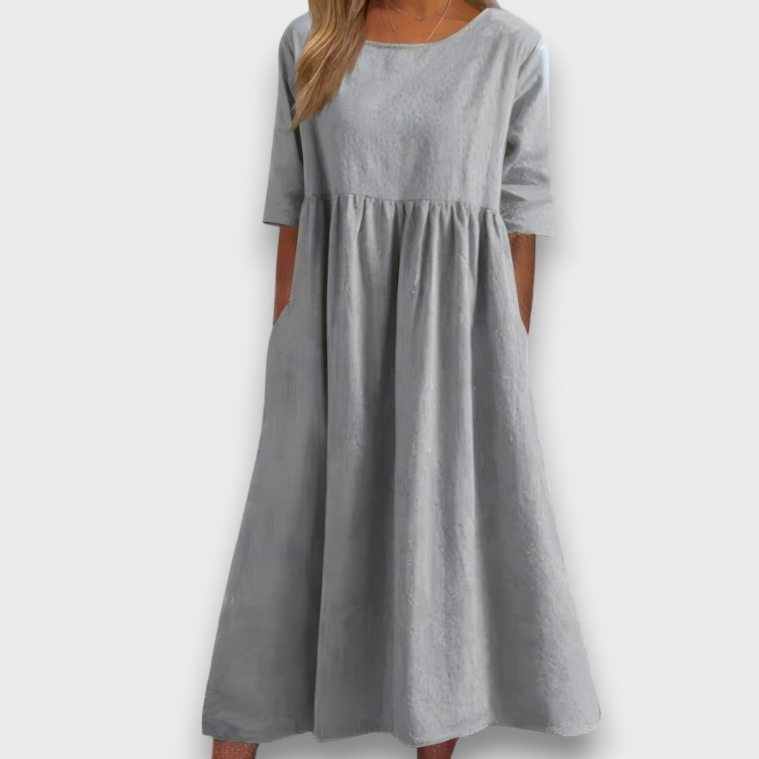 Lioren – Midi Dress in Clear Silhouette