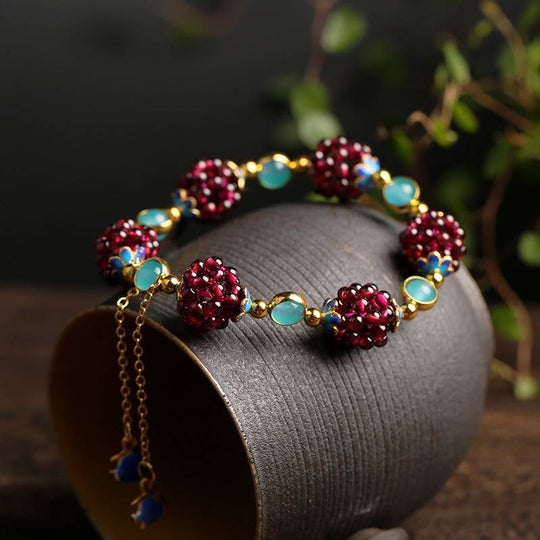 Grace – Beaded Blossom Charm Bracelet