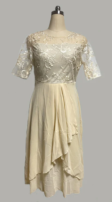 Lecy – Lace & Chiffon Midi Dress