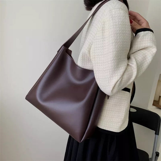 Adrienne – Sleek Leather Tote Bag for Women