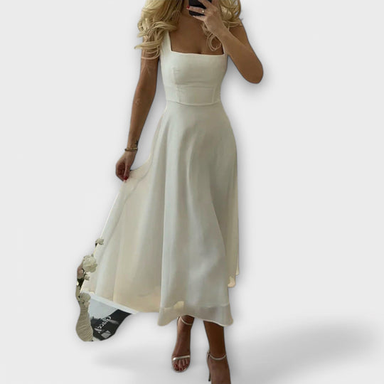 Seliane – Flowing Dress with Square Neckline