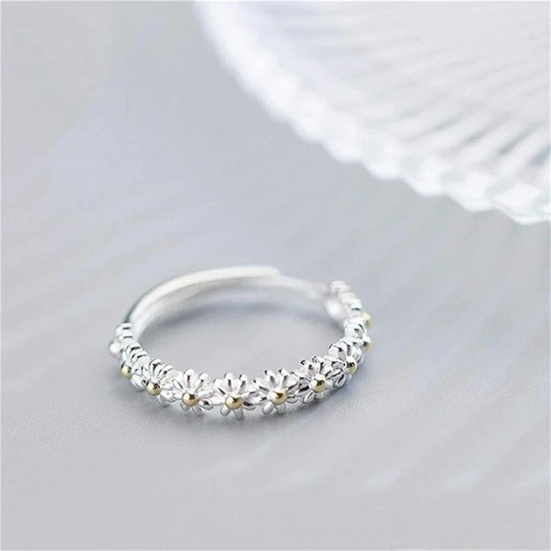 Adjustable Silver and Hand-Painted Enamel Daisy Ring