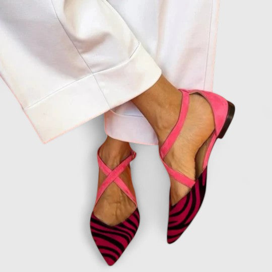 Susan – Bold Pointed-Toe Flats for Women