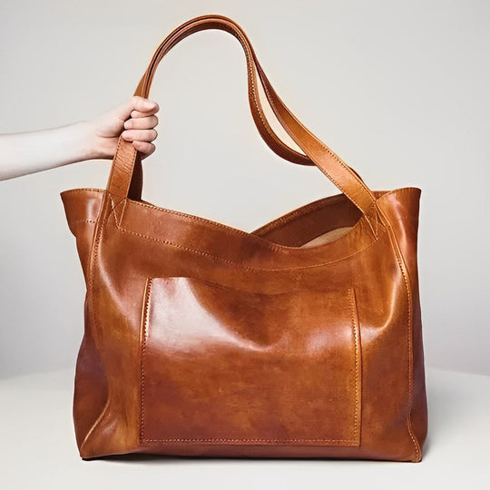 Anja – Retro Leather Handbag with Flap Closure