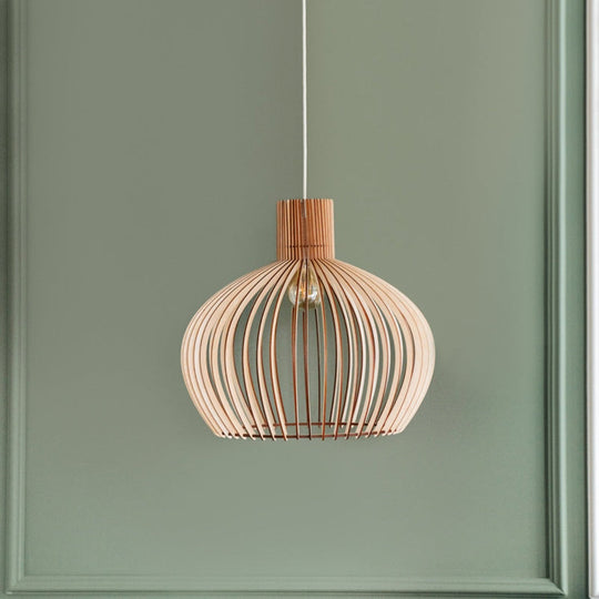 Calla – Sculpted Wooden Pendant Light