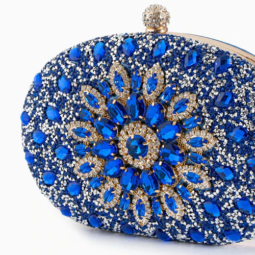 Lyla – Elegant Crystal-Embellished Clutch for Women