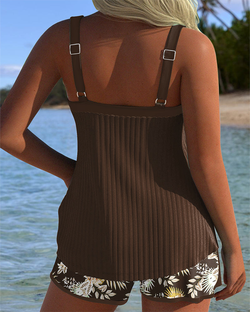 Palmira – Breezy Tank & Tropical Shorts Set