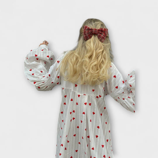 Elna – Romantic Jacquard Dress with Heart Pattern