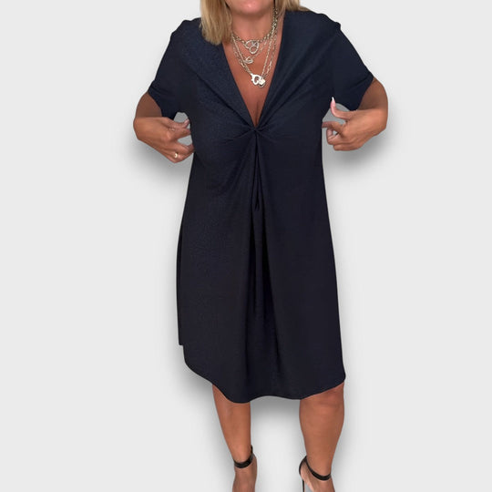 Aurela – Dress with Twist Detail