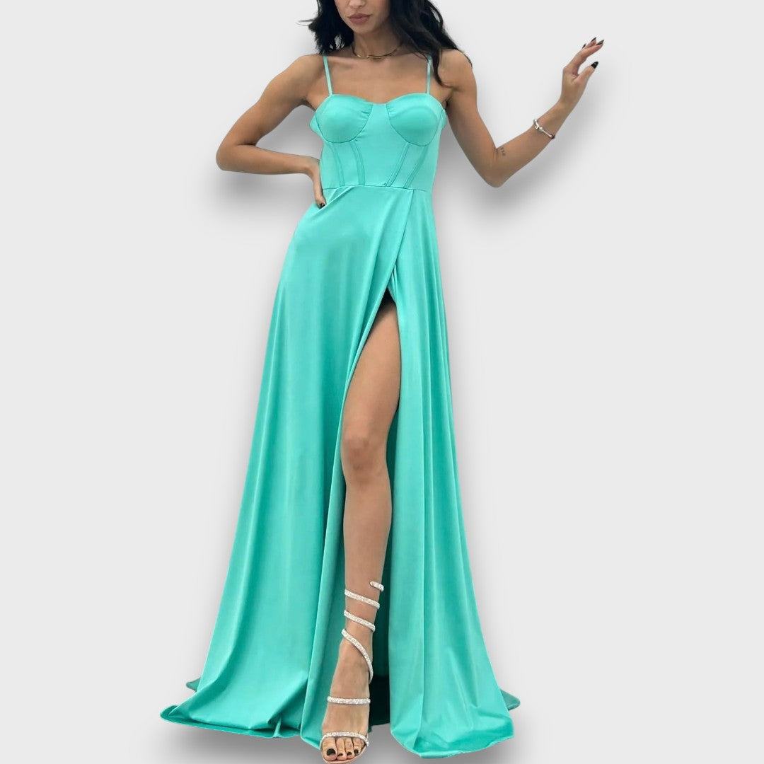Victoria – Off-the-Shoulder Evening Dress with Back Lacing