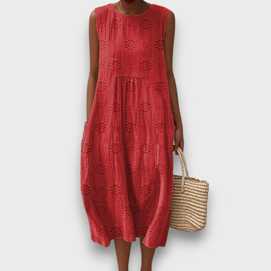 Serava – Embroidered Midi Dress with Side Pockets