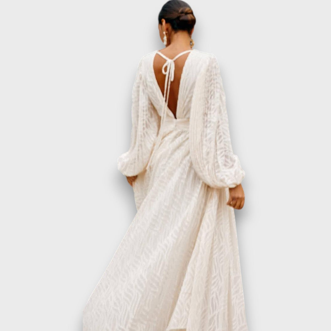 Esania – Elegant Maxi Dress