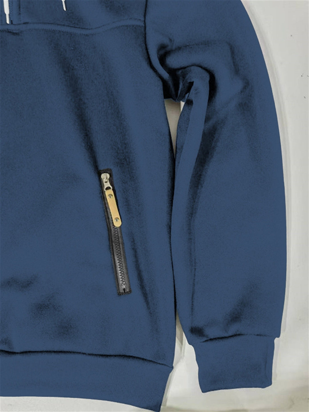 Julio – Casual Zipper-Pocket Hoodie for Men