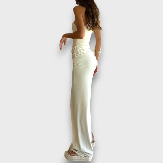 Luma – Figure-Hugging Dress with Cut-out and Stand-up Collar