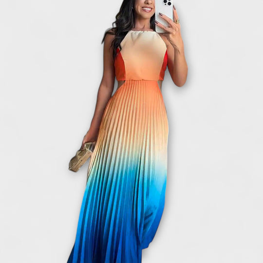 Havira – Backless Maxi Dress with Gradient and Pleats