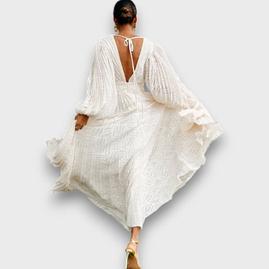 Esania – Elegant Maxi Dress