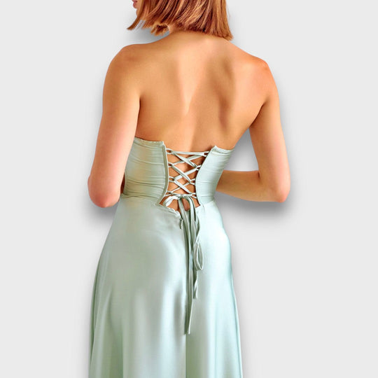 Victoria – Off-the-Shoulder Evening Dress with Back Lacing