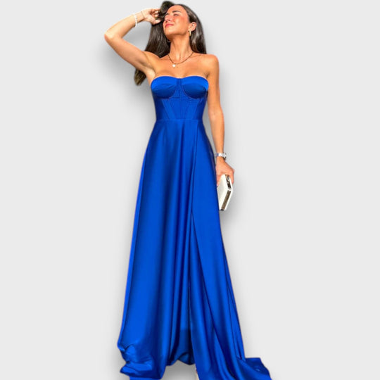 Victoria – Off-the-Shoulder Evening Dress with Back Lacing