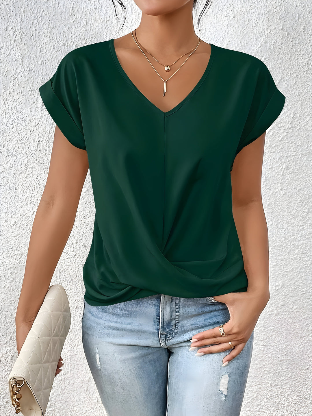 Alvessa – Twist Front V-Neck Blouse