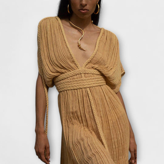 Tanalia – Wrap Dress in Resort Style