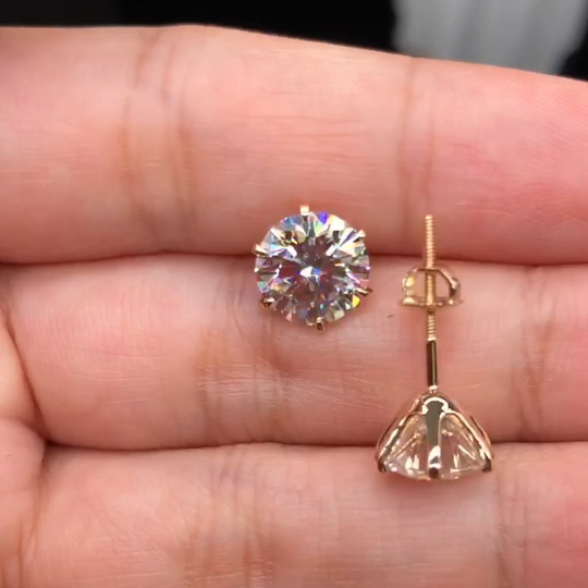 Patty – Gold-Plated Solitaire Stud Earrings for Women