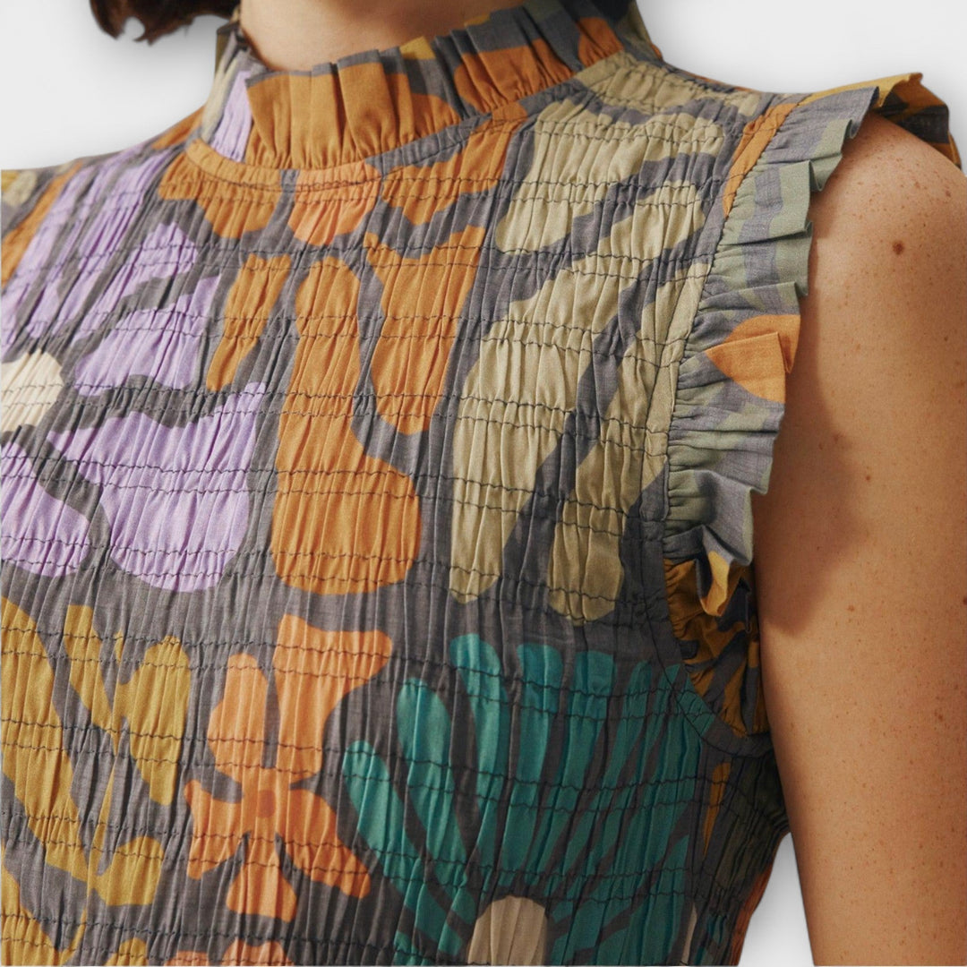 Yenora – Midi Dress with Smocked Bodice and Tiered Skirt