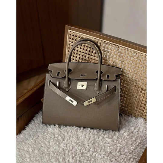 Estrella – Timeless Structured Leather Handbag for Women