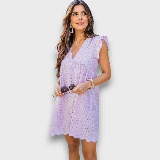 Dareva – Feminine Dress with Eyelet Lace
