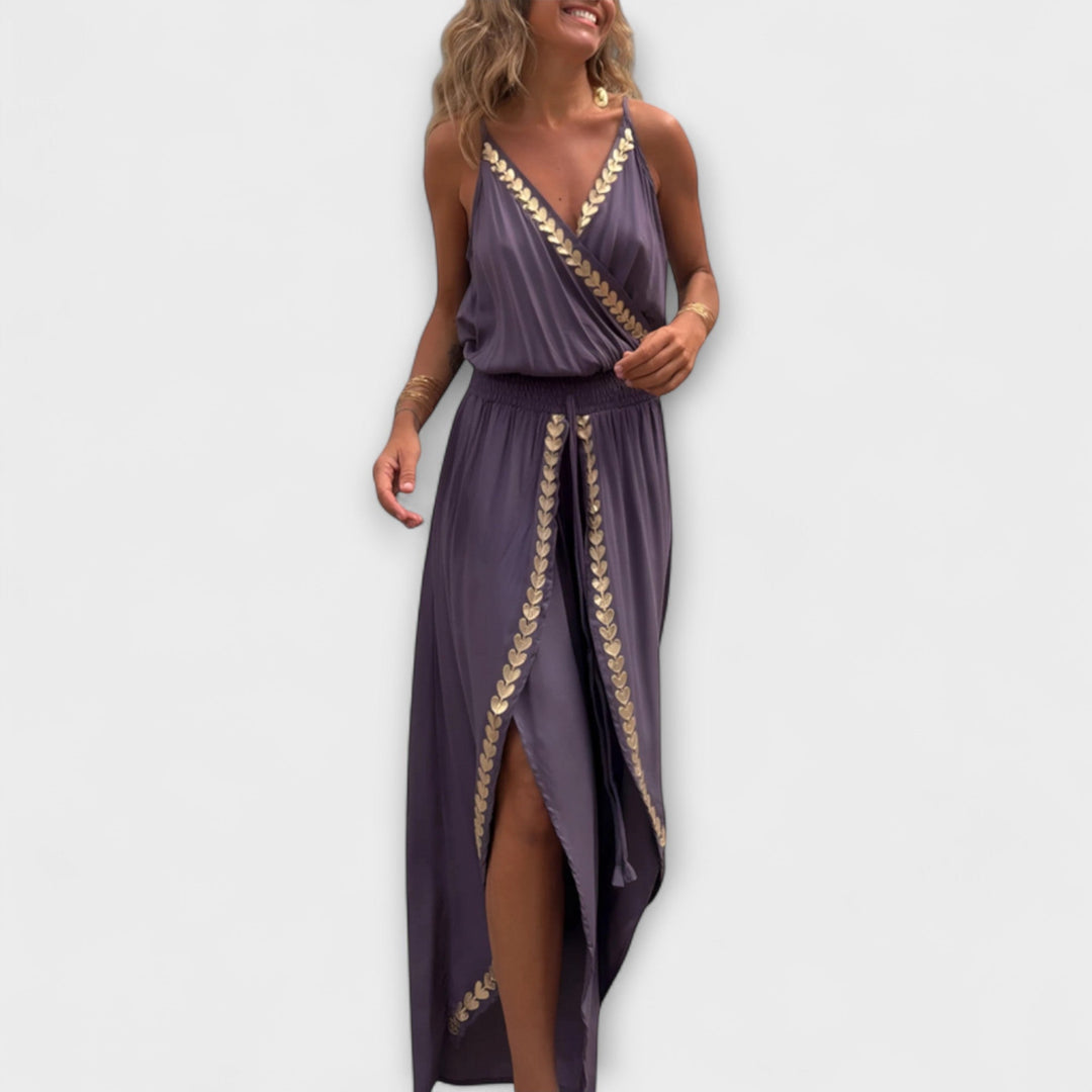 Nerina – Jumpsuit with Golden Accents and Boho Flair