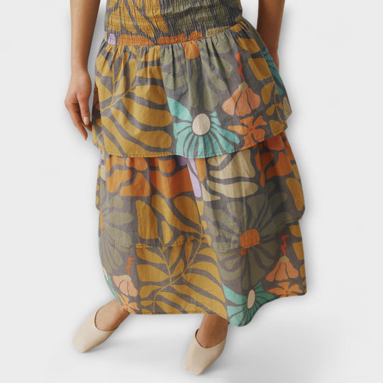 Yenora – Midi Dress with Smocked Bodice and Tiered Skirt