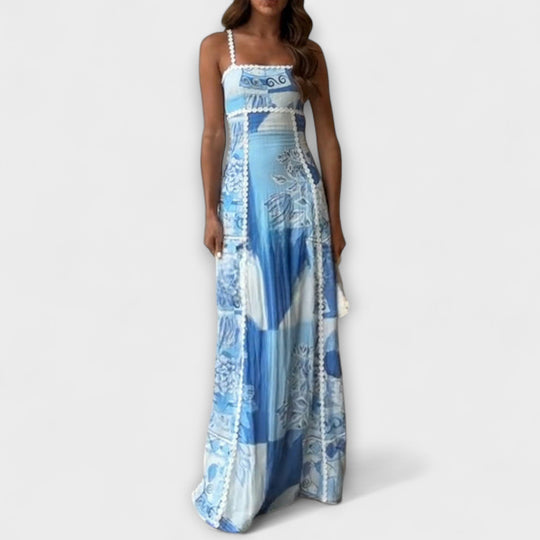 Lirienne – Flowing Maxi Dress with Straps and Patterned Texture