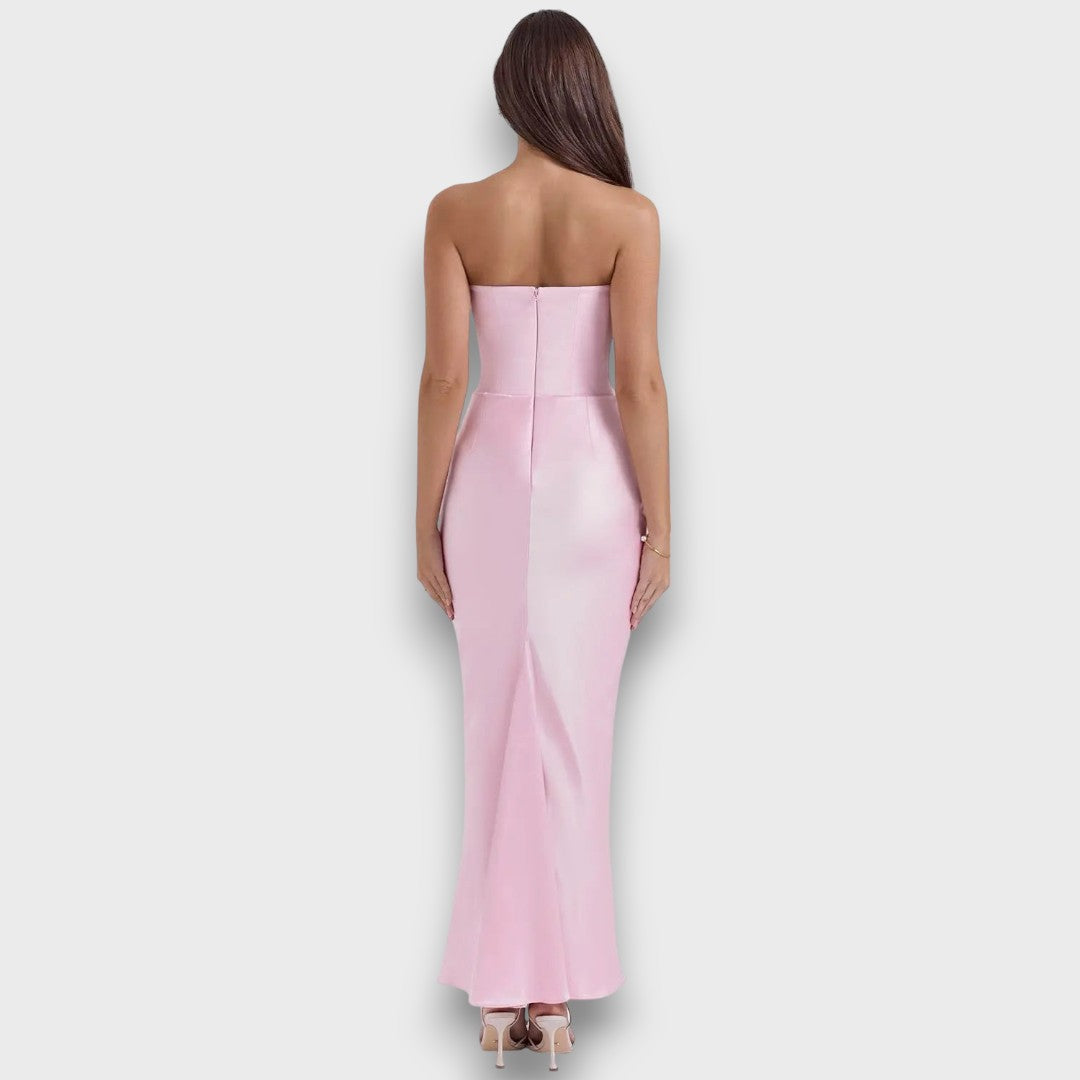 Isedra – Midi Dress with Sculptural Line